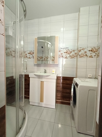 
  Продается 2-комн. квартира, 75 м², Кирова ул, д. 1
. Фото 16.