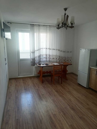 
  Продается 2-комн. квартира, 65 м², Ленина ул, д. 192
. Фото 6.
