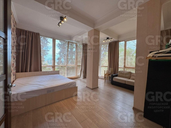 
  Продается 3-комн. квартира, 82.6 м², Дмитриевой ул, д. 5
. Фото 6.