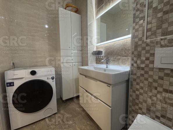
  Продается 2-комн. квартира, 58 м², Санаторная ул, д. 23а
. Фото 11.