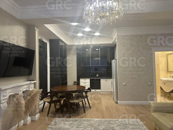 
  Продается 4-комн. квартира, 90 м², Войкова ул, д. 62/1
. Фото 7.