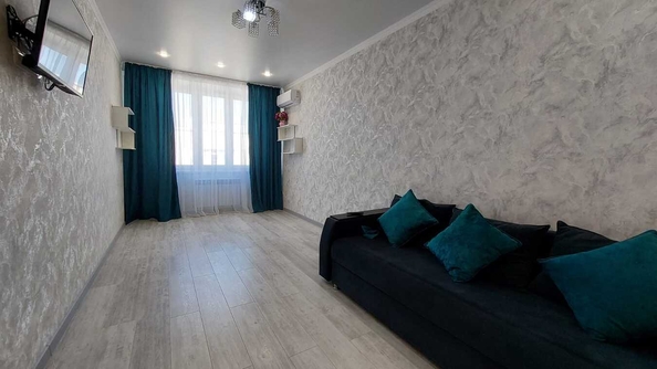 
  Продается 1-комн. квартира, 45 м², Ленина ул, д. 180Ак14
. Фото 8.