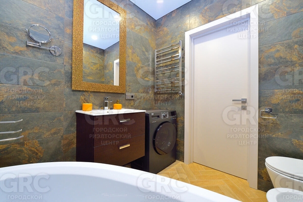 
  Продается 2-комн. квартира, 63 м², Трунова пер, д. 6к1
. Фото 7.