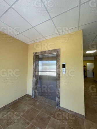 
  Продается 1-комн. квартира, 42 м², Гончарова ул, д. 3/1
. Фото 15.