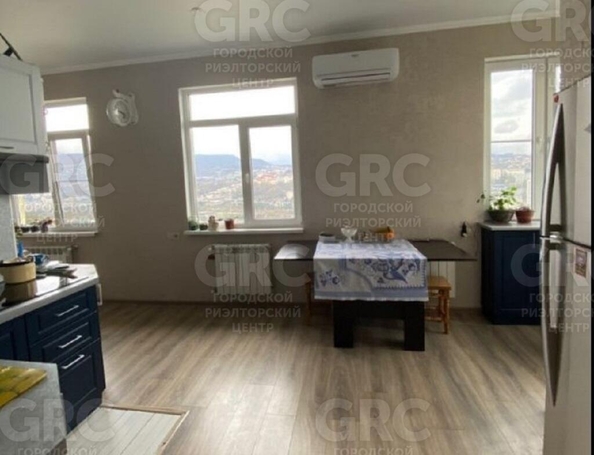 
   Продам 2-комнатную, 75 м², Пасечная ул, 22/2

. Фото 3.
