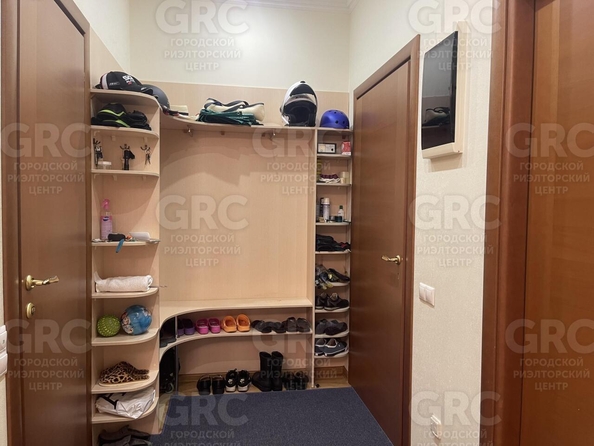
  Продается 2-комн. квартира, 60 м², Конституции СССР ул, д. 22
. Фото 16.