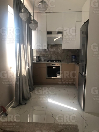
  Продается 3-комн. квартира, 46 м², Макаренко ул, д. 30/1
. Фото 1.