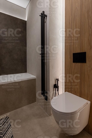 
  Продается 2-комн. квартира, 63 м², Трунова пер, д. 6
. Фото 11.