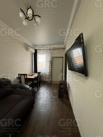 
  Продается 1-комн. квартира, 27 м², Красная ул, д. 49
. Фото 1.