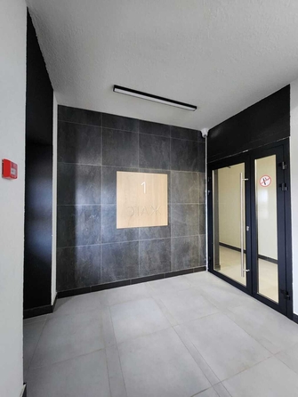 
  Продается 2-комн. квартира, 40 м², Николая Старшинова ул, д. 12к1
. Фото 3.