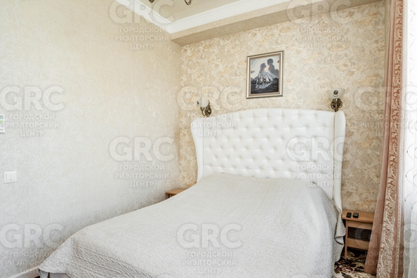 
  Продается 3-комн. квартира, 65.5 м², Альпийская ул, д. 82б
. Фото 8.