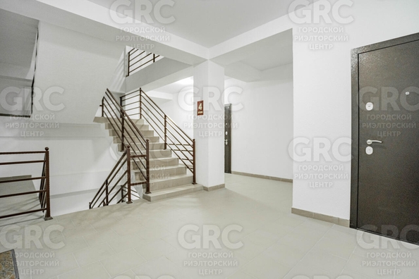 
  Продается 3-комн. квартира, 65.5 м², Альпийская ул, д. 82б
. Фото 18.