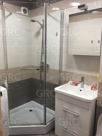 
  Продается 2-комн. квартира, 65 м², Островского ул, д. 47
. Фото 7.