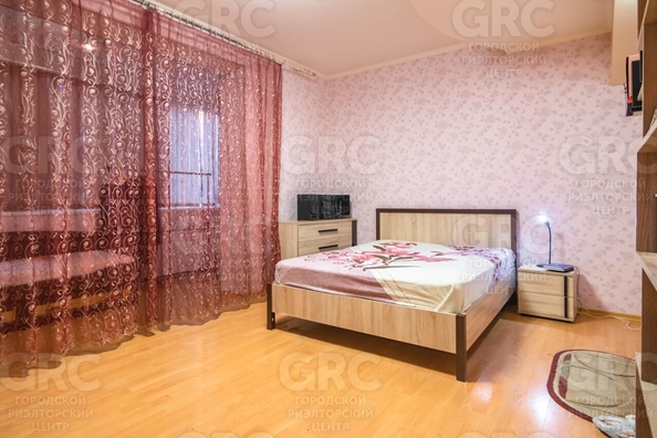 
  Продается 3-комн. квартира, 100 м², Грибоедова ул, д. 30
. Фото 4.