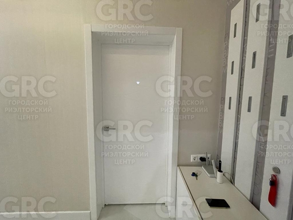
  Продается 2-комн. квартира, 55 м², Горького ул, д. 87
. Фото 13.