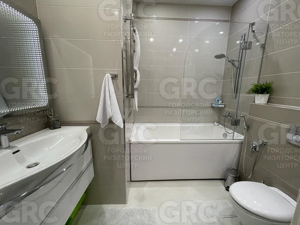 
  Продается 2-комн. квартира, 55 м², Горького ул, д. 87
. Фото 15.