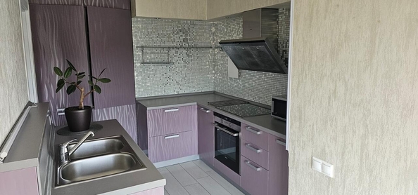 
  Продается 1-комн. квартира, 47.7 м², Дмитриевой ул, д. 5
. Фото 1.