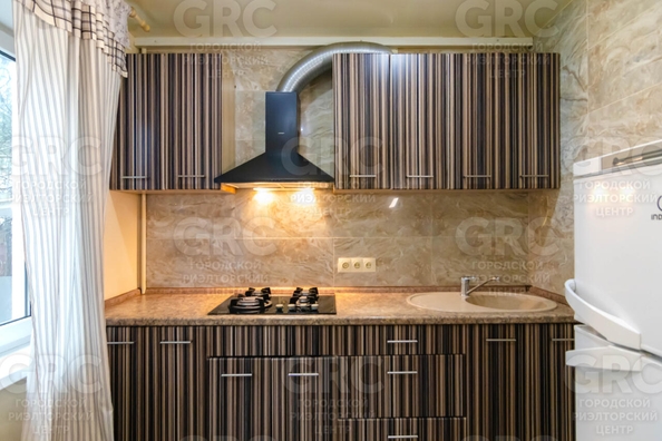 
  Продается 3-комн. квартира, 70 м², Апшеронская ул, д. 11/2
. Фото 9.