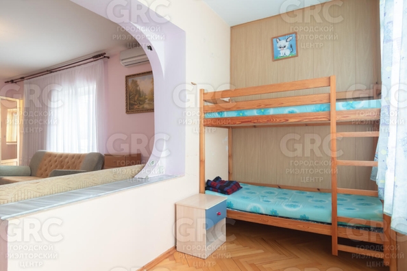 
  Продается 2-комн. квартира, 70 м², Бамбуковая ул, д. 32
. Фото 7.