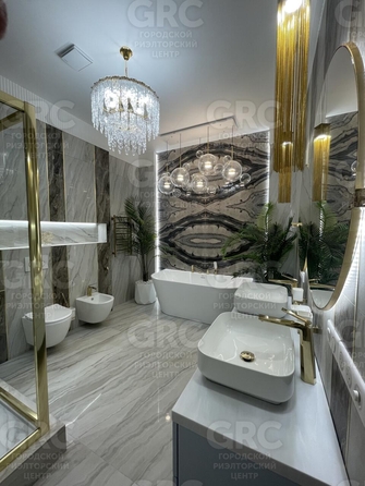 
  Продается 4-комнатный апартамент, 250 м², Черноморская ул, д. 4Д
. Фото 9.