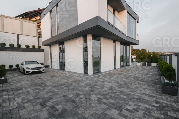 
  Продается дом, 300 м², Сочи
. Фото 10.