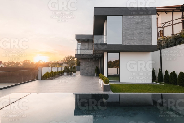 
  Продается дом, 300 м², Сочи
. Фото 16.