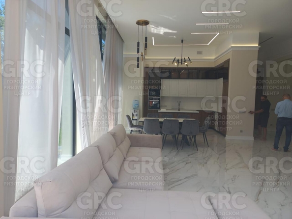 
  Продается дом, 350 м², Сочи
. Фото 6.