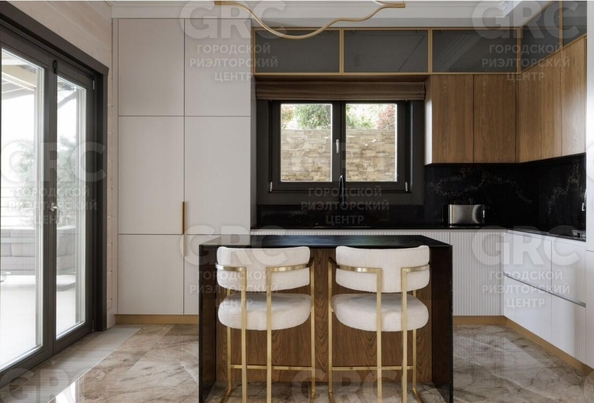 
  Продается дом, 388 м², Сочи
. Фото 5.
