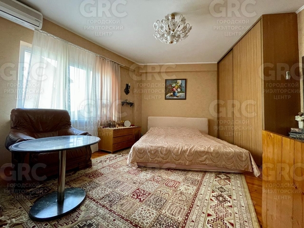 
  Продается дом, 200 м², Сочи
. Фото 3.