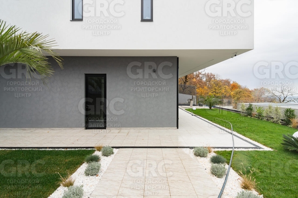 
   Продам коттедж, 360 м², Сочи

. Фото 25.