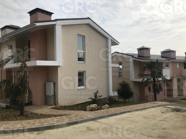 
   Продам коттедж, 130 м², Сочи

. Фото 2.