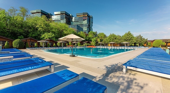 
   Продам 2-комнатную, 64 м², Революции пр-кт, 3

. Фото 2.