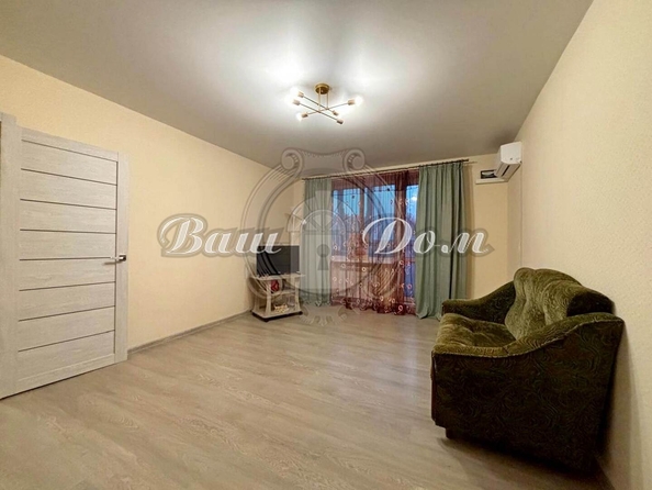
  Продается 1-комн. квартира, 35.9 м², Орджоникидзе ул, д. 5б
. Фото 2.