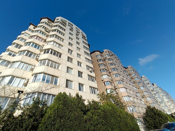 
  Продается 2-комн. квартира, 73 м², Ленина ул, д. 183
. Фото 14.