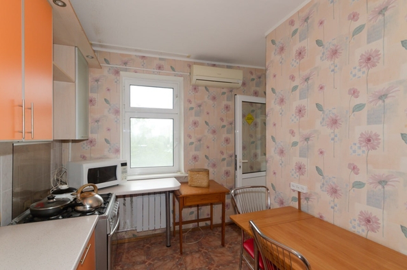 
  Продается 2-комн. квартира, 66 м², Крылова ул, д. 81
. Фото 4.