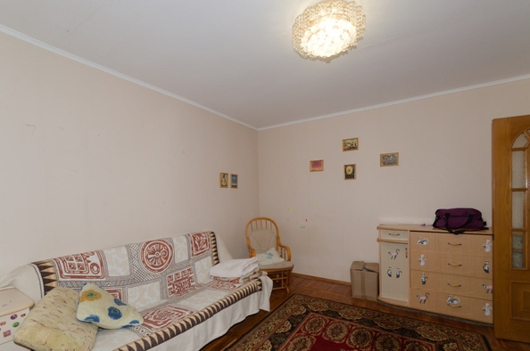 
  Продается 2-комн. квартира, 66 м², Крылова ул, д. 81
. Фото 13.