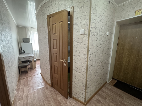 
  Продается 1-комн. квартира, 30 м², Крымская ул, д. 83
. Фото 5.