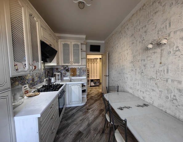 
  Продается 2-комн. квартира, 51 м², Ленина ул, д. 180к6
. Фото 4.