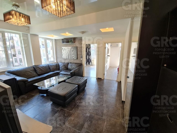 
  Продается 3-комн. квартира, 60 м², Учительская ул, д. 24/7
. Фото 4.