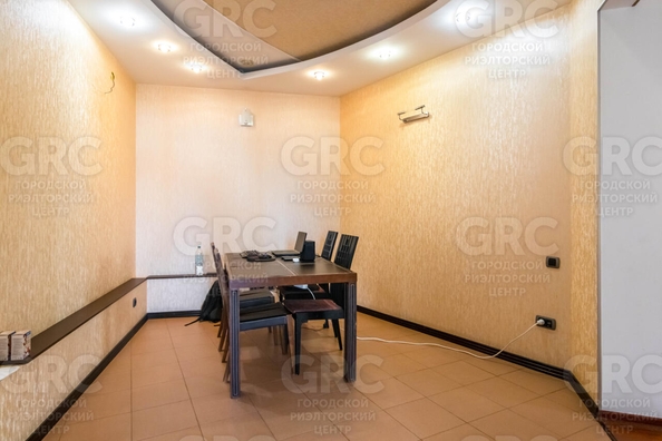 
  Продается 4-комн. квартира, 118.5 м², Виноградная ул, д. 15/1
. Фото 9.