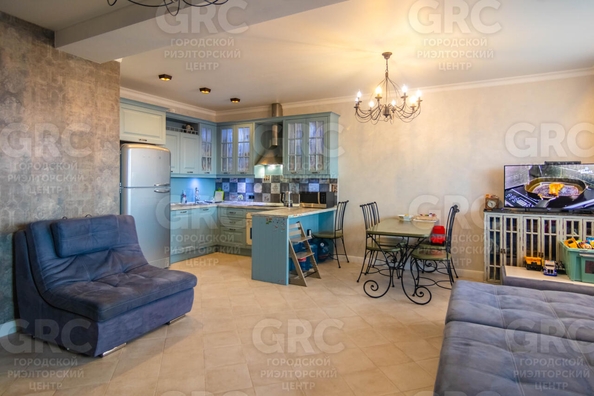 
  Продается 4-комн. квартира, 200 м², Ландышевая ул, д. 77/9
. Фото 9.