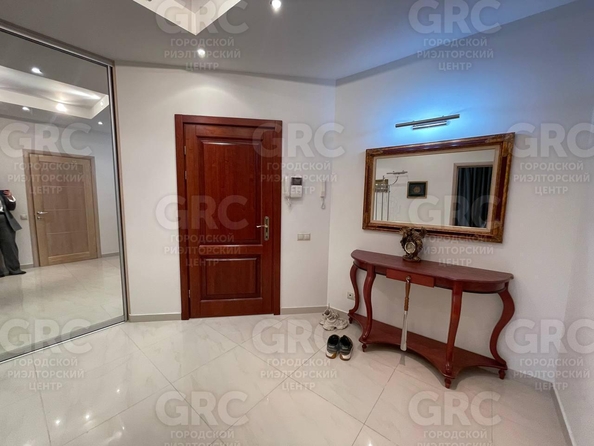 
  Продается 2-комн. квартира, 138 м², Депутатская ул, д. 2
. Фото 15.