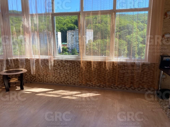 
  Продается 2-комн. квартира, 50 м², Камо ул, д. 80
. Фото 8.