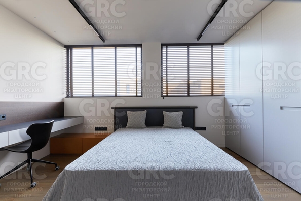 
  Продается 2-комнатный апартамент, 140.6 м², Виноградная ул, д. 4
. Фото 13.