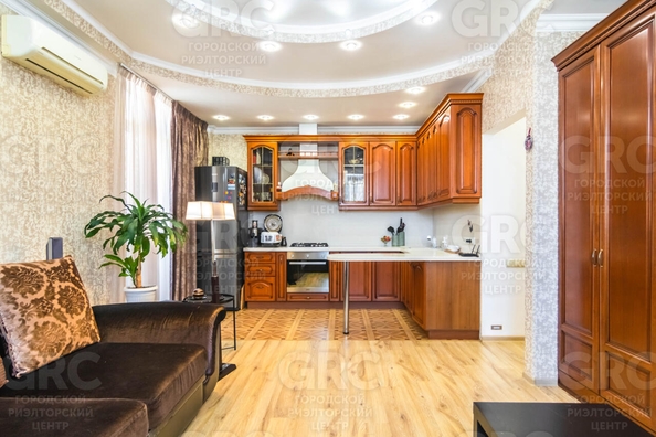 
  Продается 1-комн. квартира, 57 м², Виноградная ул, д. 123/3
. Фото 4.