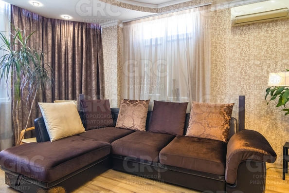 
  Продается 1-комн. квартира, 57 м², Виноградная ул, д. 123/3
. Фото 5.