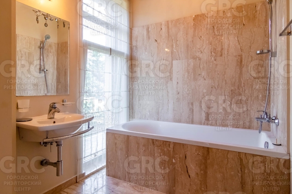 
  Продается коттедж, 450 м², Сочи
. Фото 52.
