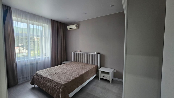 
  Продается 1-комн. квартира, 50 м², Колхозная ул
. Фото 9.