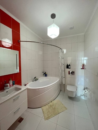 
  Продается 2-комн. квартира, 96 м², Крымская ул
. Фото 3.