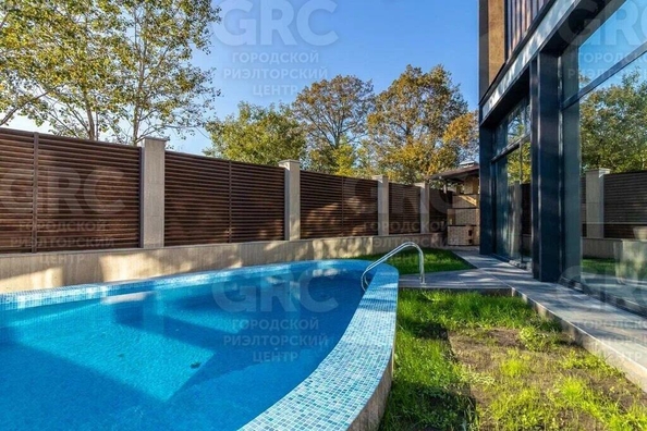 
  Продается дом, 300 м², Сочи
. Фото 2.